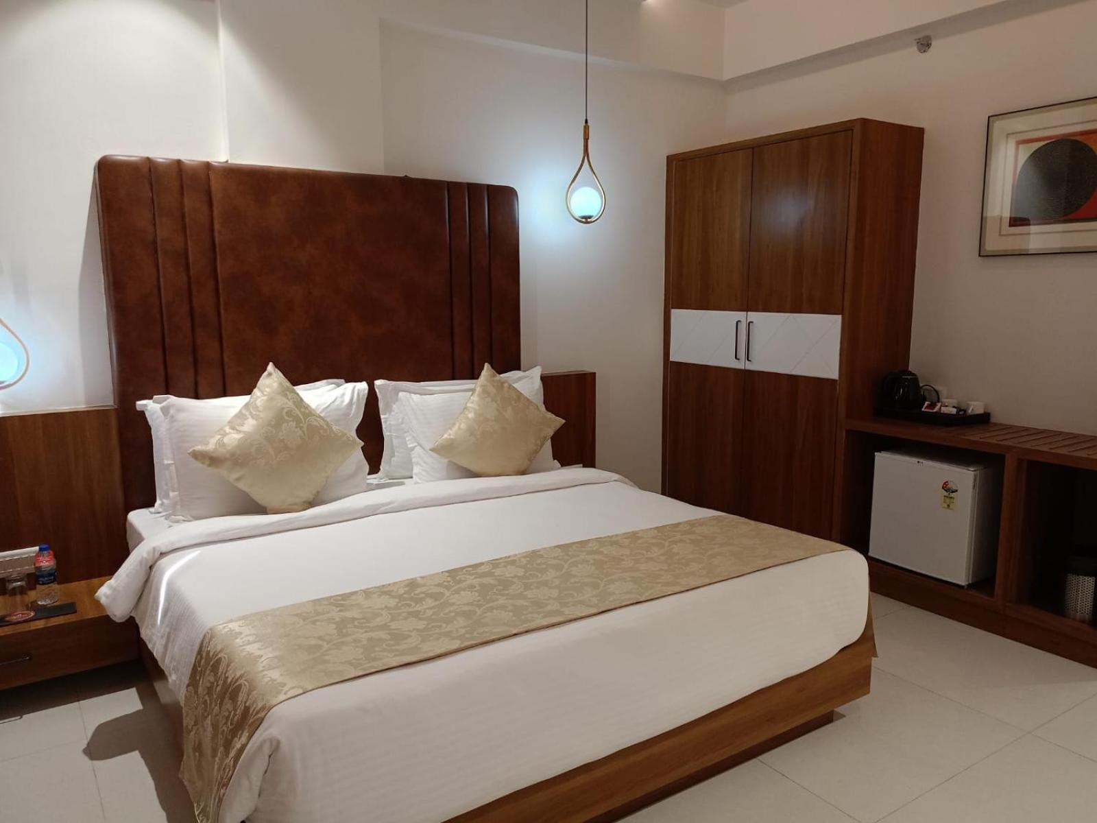 Lords Eco Inn, Ambaji Exteriör bild